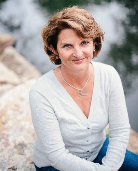 Home 7 Martha Carlin